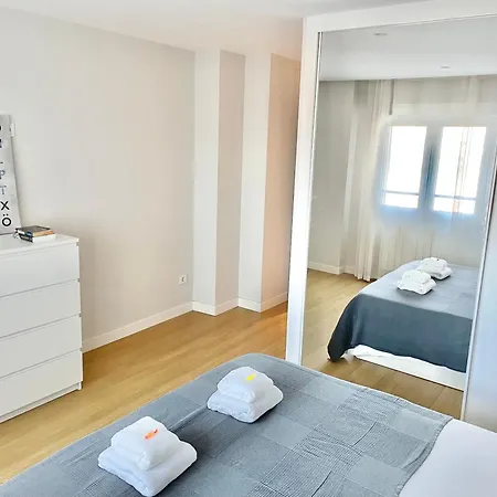 Апартаменти San Lorenzo Playa. Vistas Al Mar. Хіхон