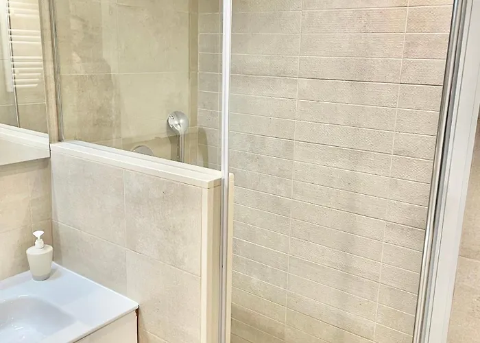 San Lorenzo Playa. Vistas Al Mar.